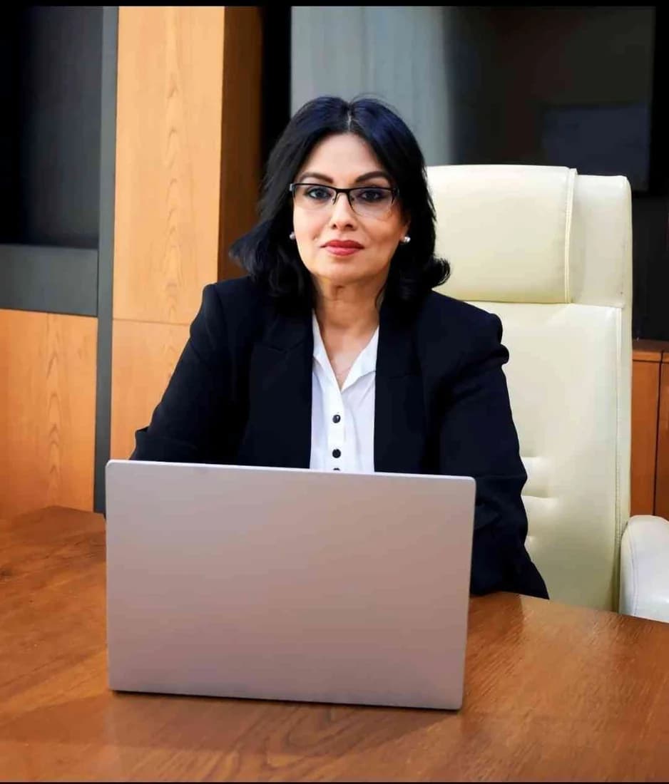 Portrait of Ms. Seema Siddiqui